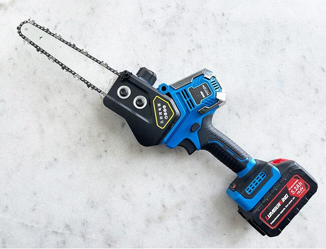 High Power 450W Cordless Handheld Mini Chainsaw 8 Inch Lithium Electric Chainsaw