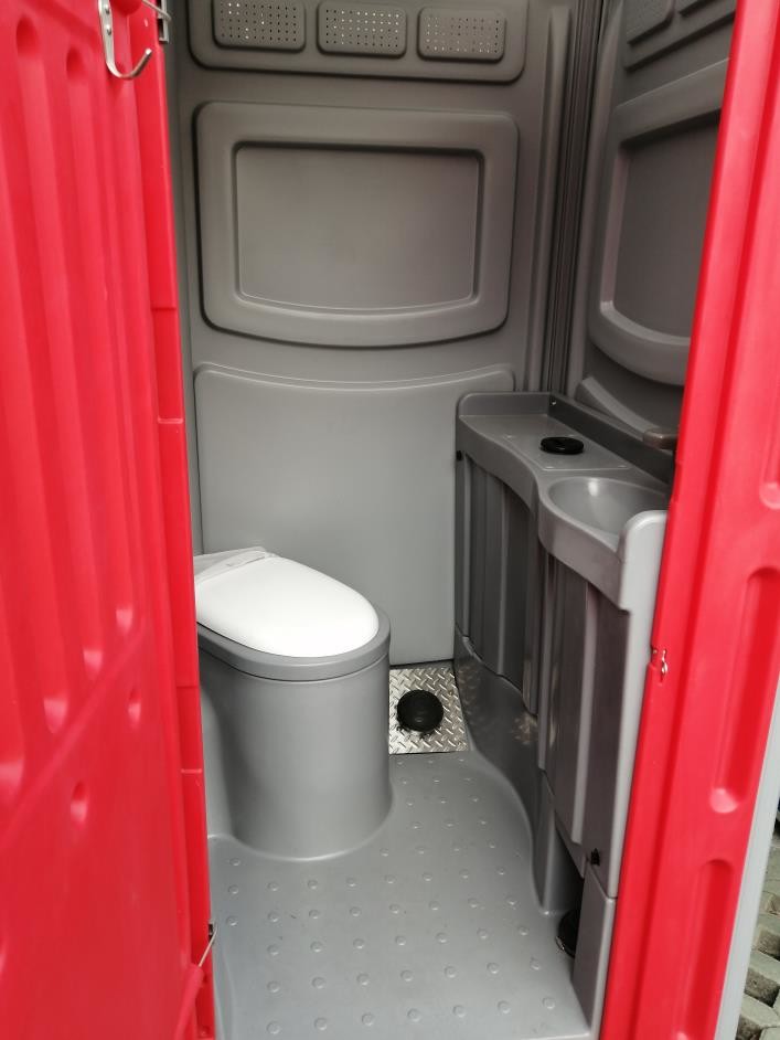 Outdoor HDPE Portable Toilet Mobile Camping Chemical Cabin For Mining Sites