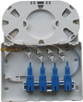  White color 4 cores indoor wall mounted fiber optic patch panel with SC/UPC pigtail and adapter Manufactures