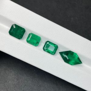 China Customized CZ Diamonds Rubies Emeralds And Sapphires With Oval Shape on sale