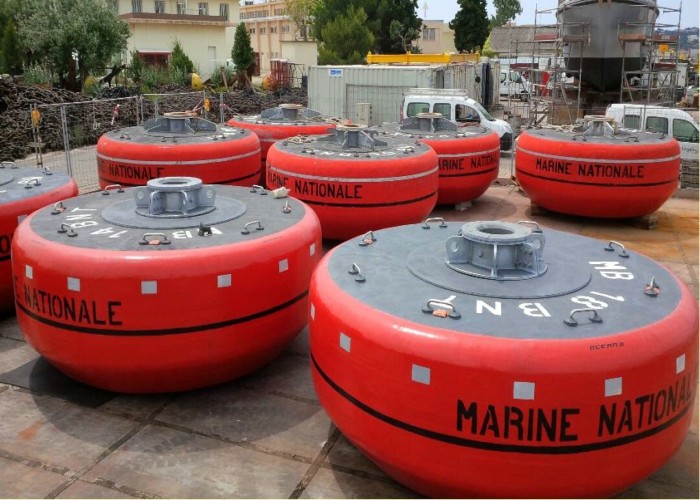 EVA Polythene Cylindrical Marine Mooring Buoy With Customized Color