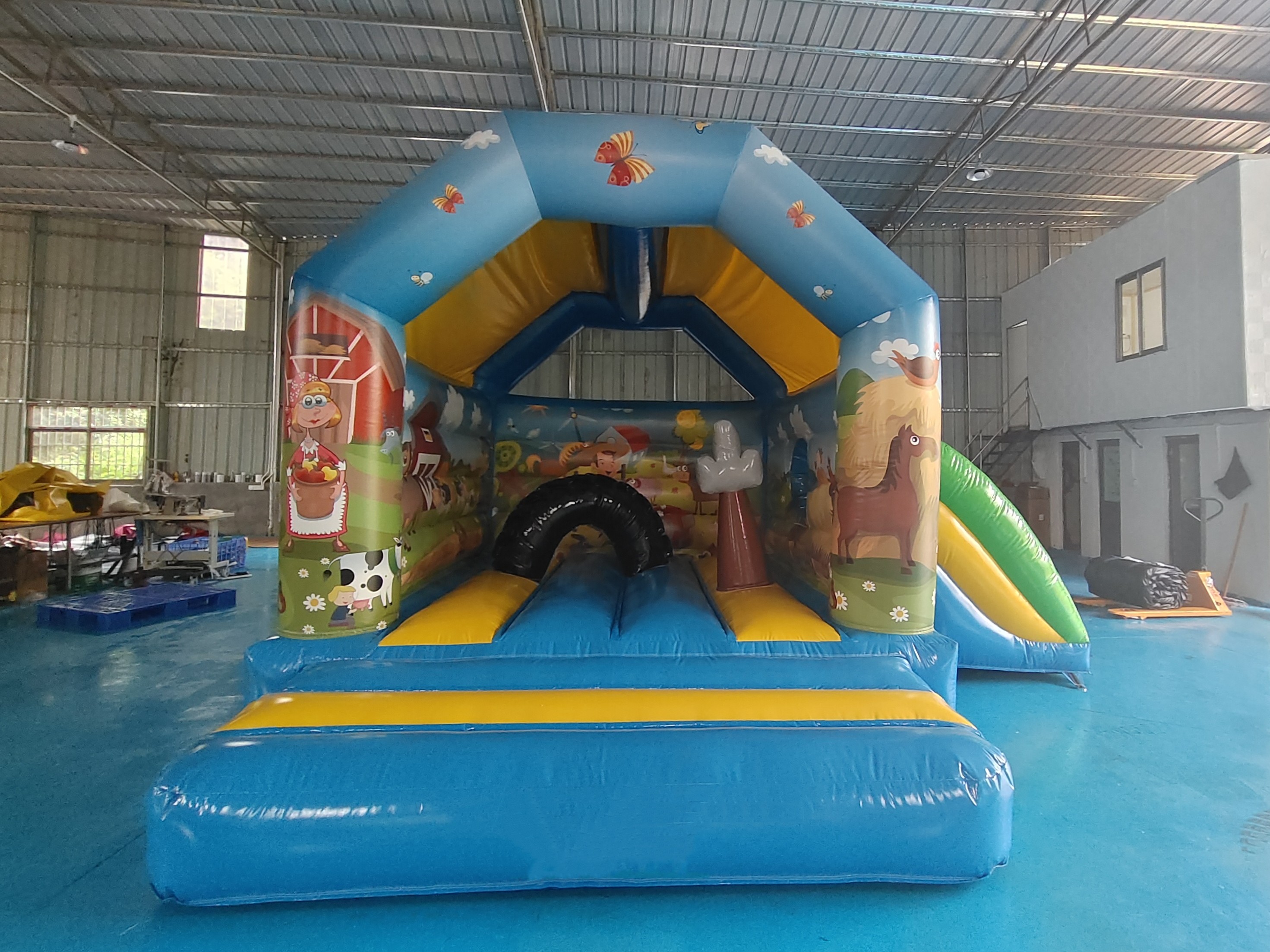 Commercial Kids Inflatable Jumping Castle With Slide Farm Theme Inflatable Bouncy House Combo For Outdoor Indoor