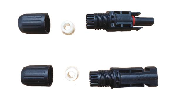 Photovoltaic Pv Solar Connectors TUV UL Certification IP68 Grade Optional Wire