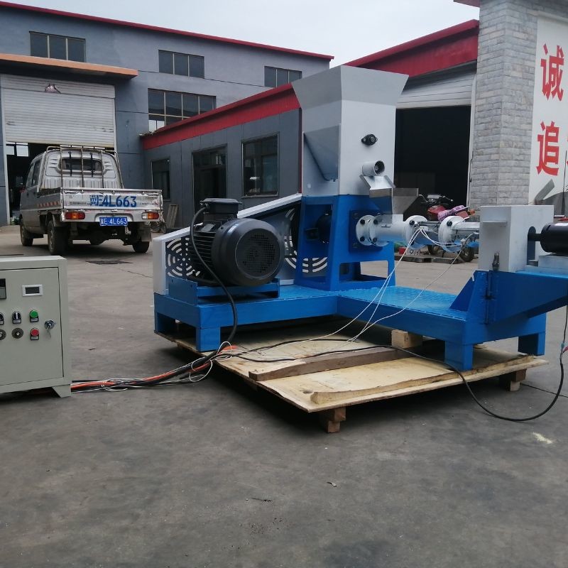 Feed Extruder 50-2000kg/h Capacity Single / Double-Screw 220V/380V/415V/440V Voltage