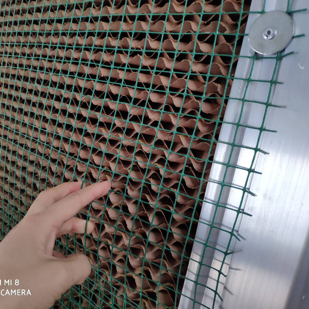 High Laying Rate Layer Chicken Cage 195cm Long Less Disability 44 - 69kg Weight