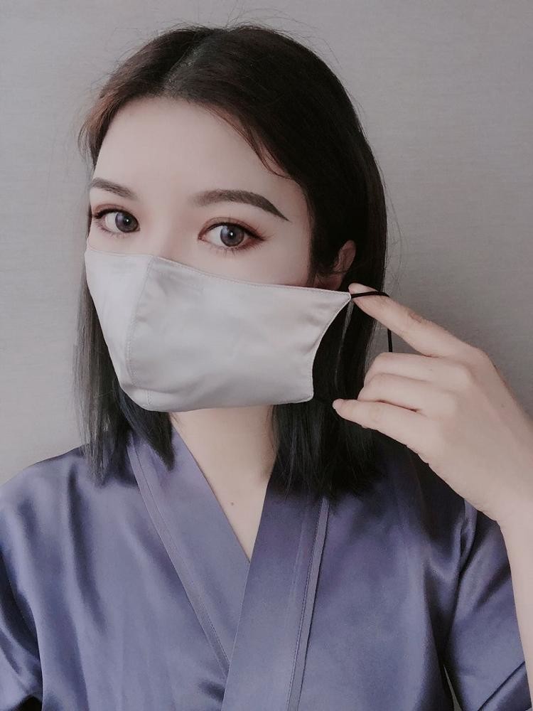 High End 100% Pure Mulberry Silk Face Mask washable breathing mouth Mask