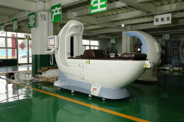 Silver Chiropractic Spinal Decompression Therapy Machine With Touch Screen