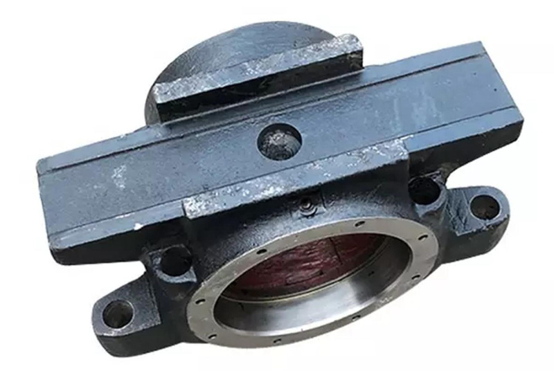 Truck Parts Dz91259520038 Balance Shaft Housing for Shacman, Sinotruk