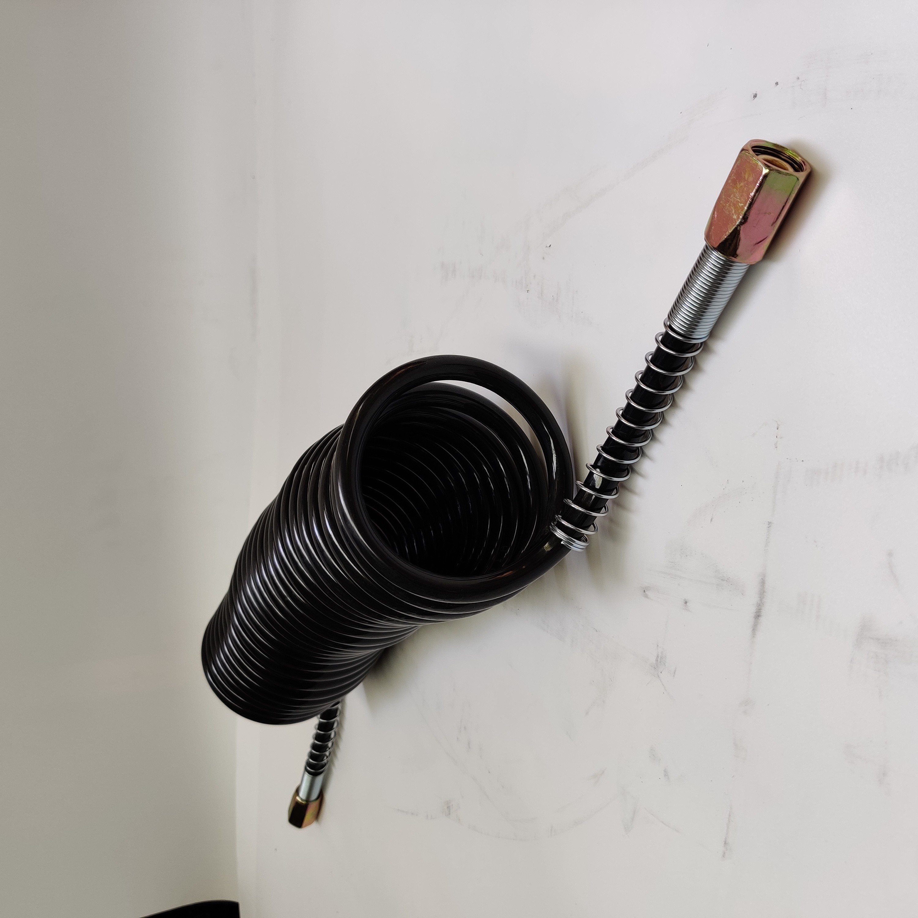 Coiled Hose Seven Core Cable Black PU Spiral Hose With Iron Connector For Truck Trailer