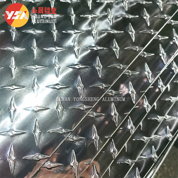 0.8mm 1.5mm Custom Embossed Aluminum Diamond Sheet 4 X 8 Aluminum Checker Plate