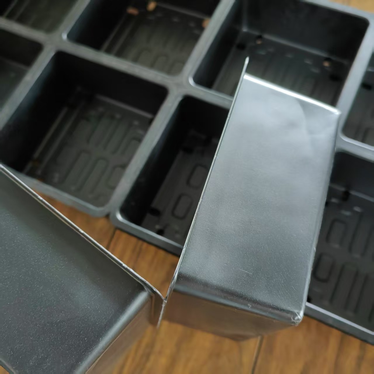 PS Nursery Seedling Tray Microgreen Agriculture Plastic seedling Trays 8 Cell black Agriculture vegetable tray