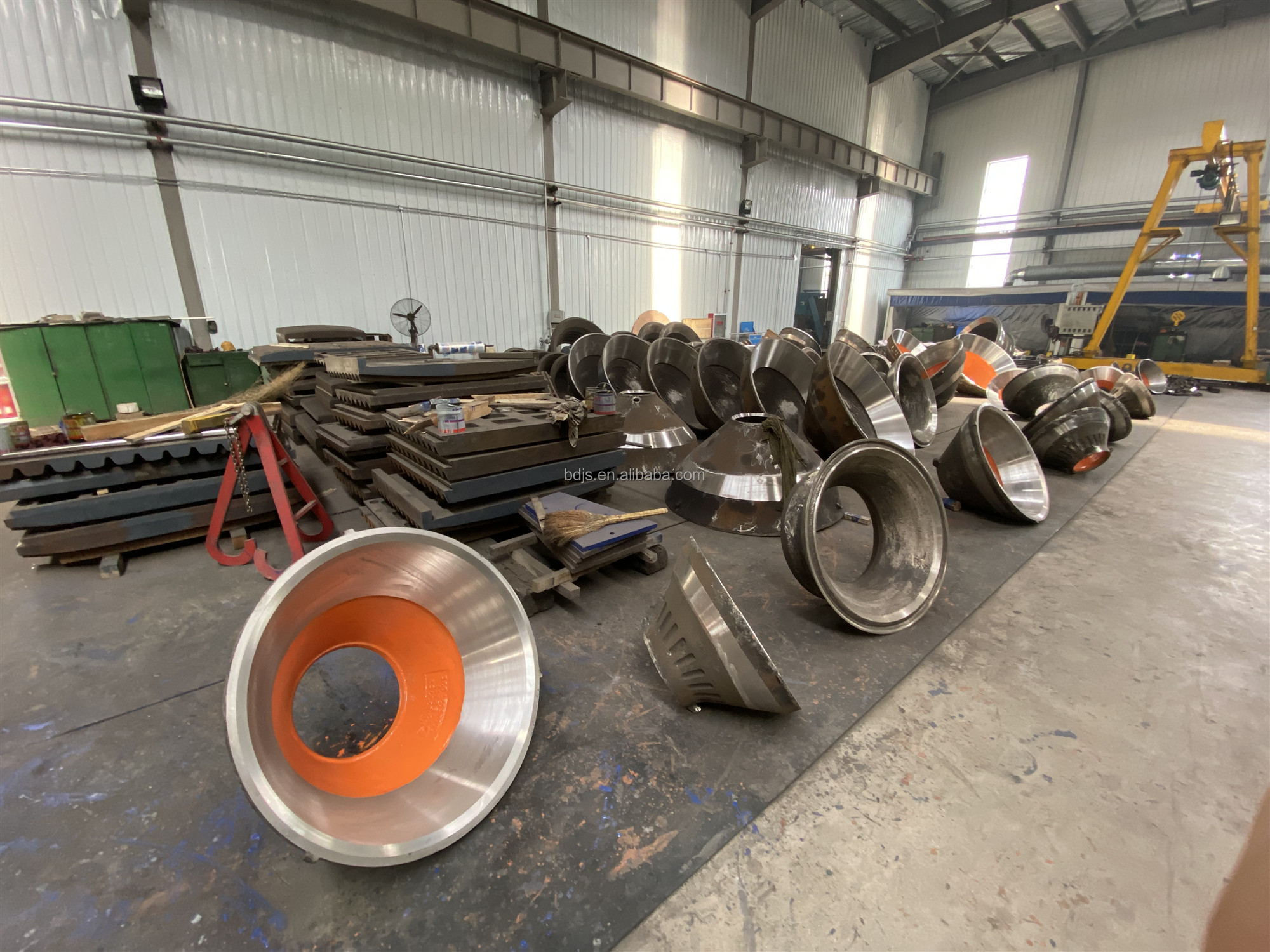 High Manganese Steel C63 C80 C95 Mining Crusher Jaw Plate for High Capacity Crusher