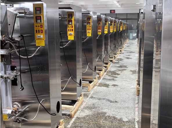Beverage Bag Type Liquid Packaging Machine/Vertical Bag Type Liquid Packaging Machine