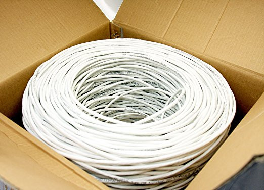 UTP CAT5E Riser Rated Network Cable 24AWG Bare Copper CMR 350MHz Bandwidth