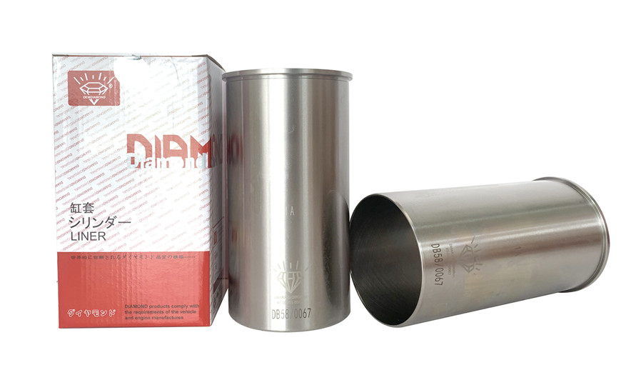 65.01201-0068 DB58-5 DH220-5 DOOSAN Engine Parts Cylinder Liner Kit