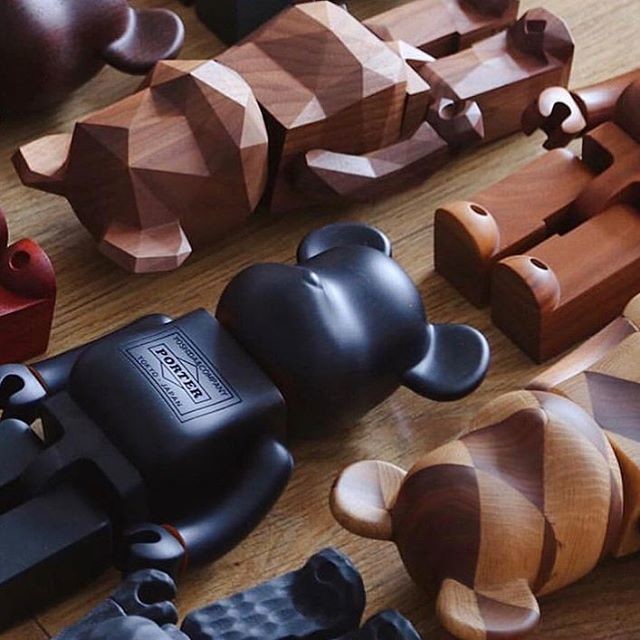 OEM ODM Hand Carved Wood Sculptures