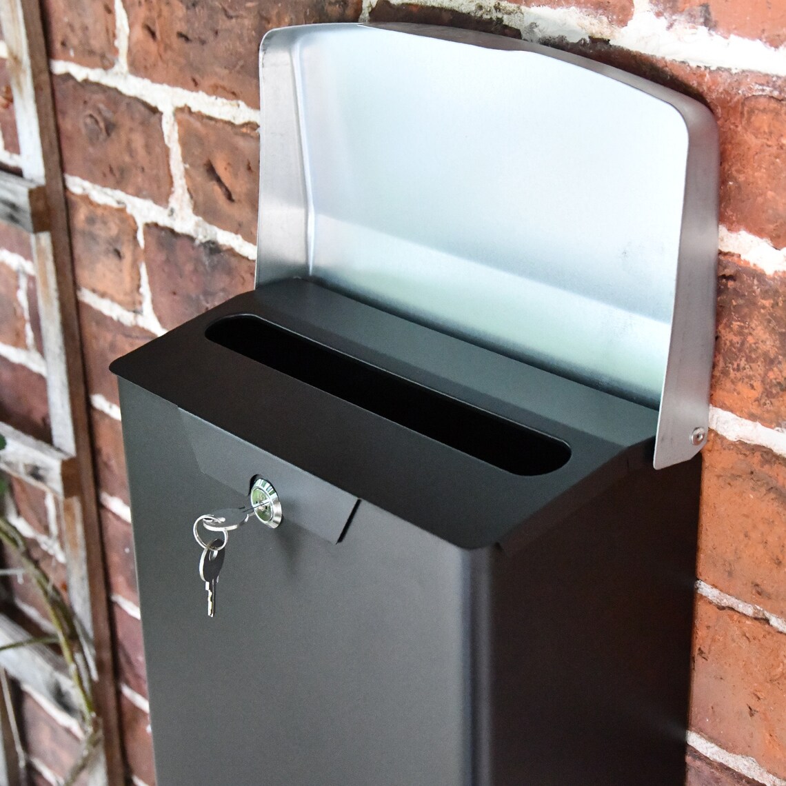 Wall Mounted Post Mail Box Print Custom Logo Contemporary Stylish Letter Box With Lock