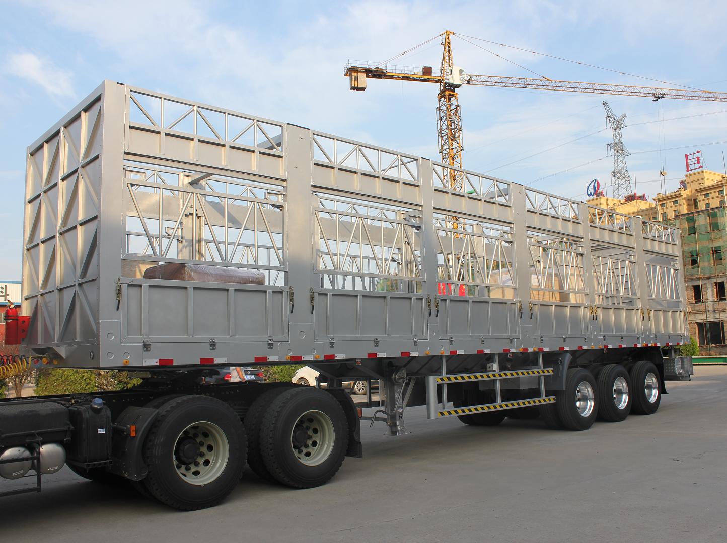 Double Deck 3-axle Steel Animal Transport Storehouse Bars Semi Trailer Superior Design