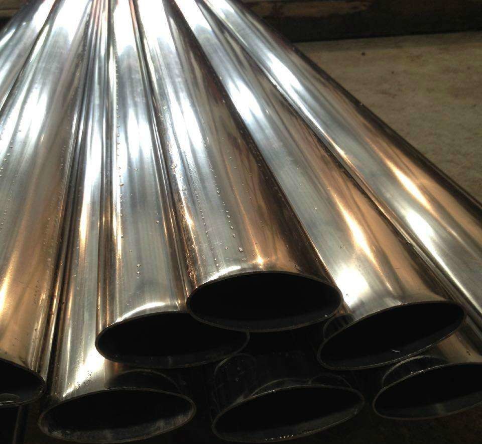 Iron Black Welded Elliptical Steel Pipe Anti Corrosion 50mm Galvanised Pipe