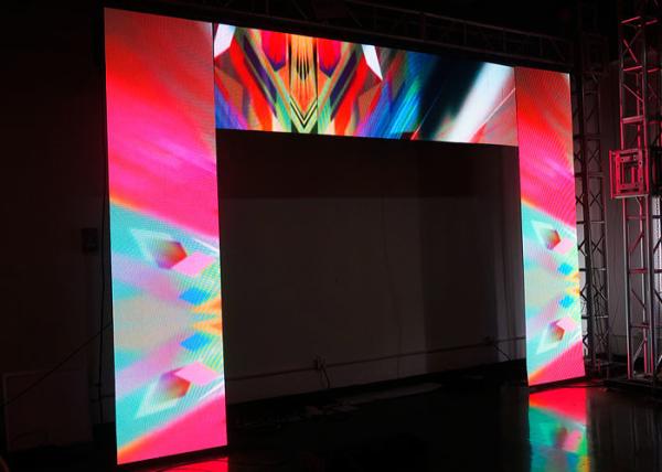 IP 65 High Brightness outdoor led video wall Advertising with Magnetic , Fixed