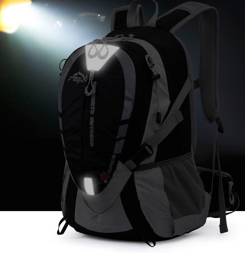 Travel Waterproof Hiking Backpack Leisure Mountaintop Backpack Durable Outdoor Sports Bag For Men