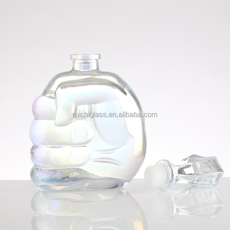 Unique Shaped Whiskey Glass Bottles Customize Sealing Type for Vodka and More Storage