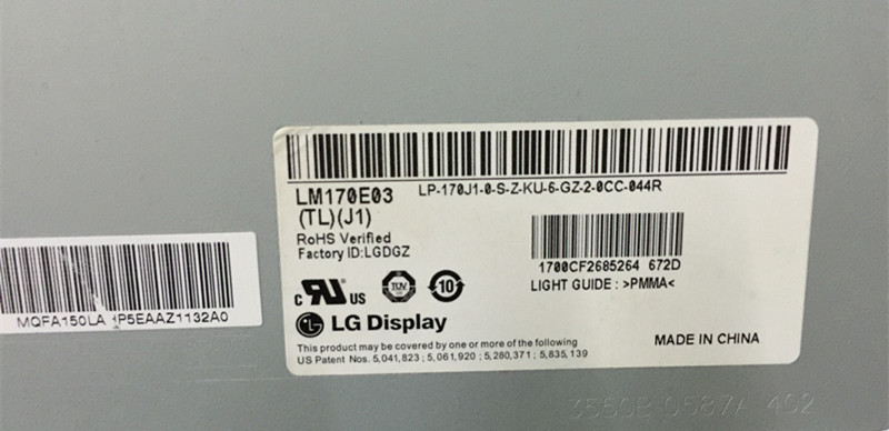17.0" 1280x1024 Square LCD Panel 300cd/m2 96PPI LM170E03-TLG1