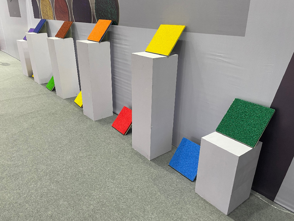 Anti UV Non Toxic IAAF Prefabricated Running Track