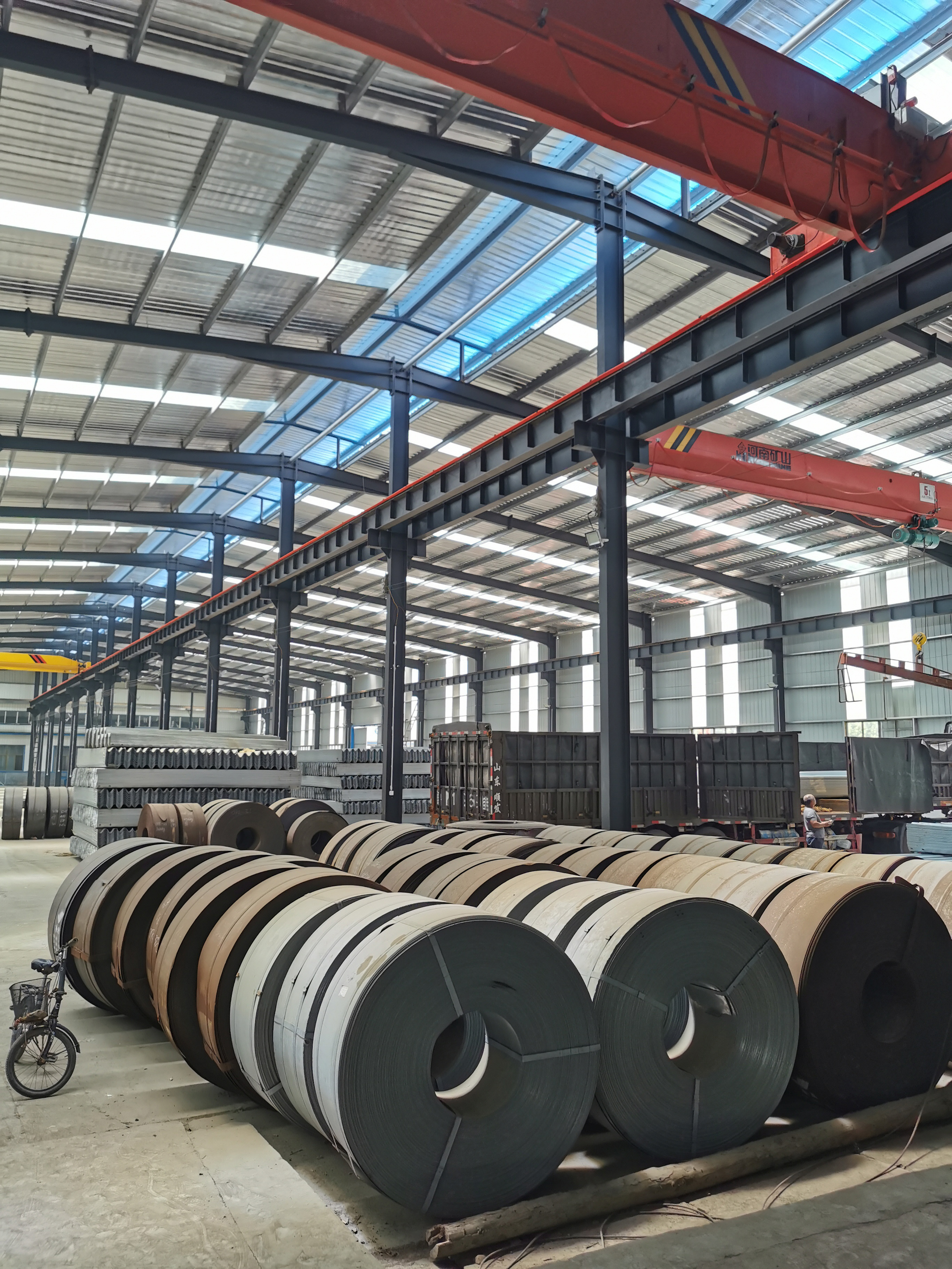 Q235 Steel Custom Color W Beam Highway Guardrail For Outdoor Security Protection