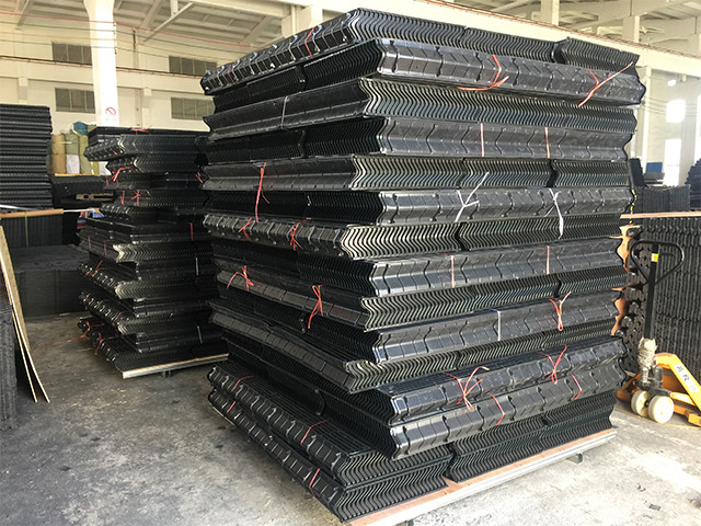 PVC 145MM EAC Drift Eliminator Of Cooling Tower Counterflow Crossflow Cellular Design