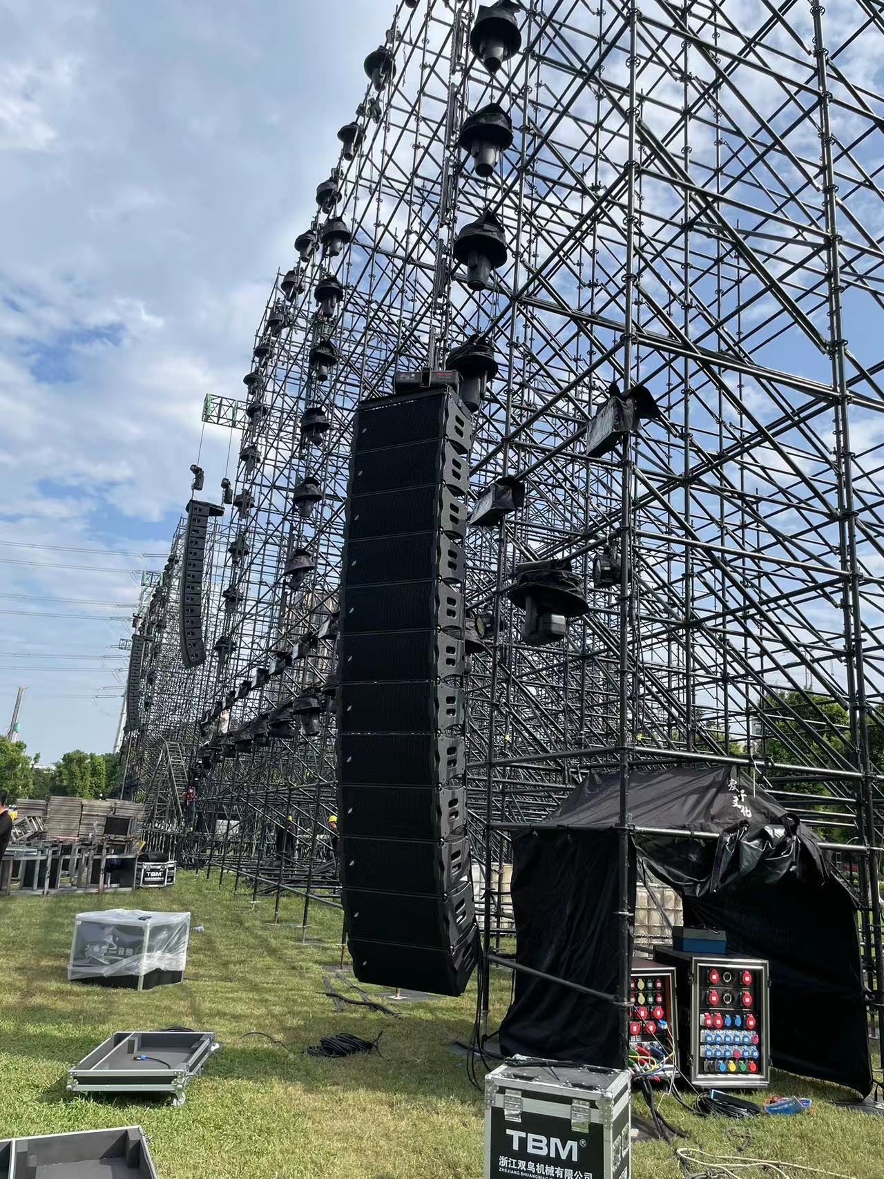 ARE AUDIO dual 12 inch outdoor line array compact and powerful line array speaker for outdoor events
