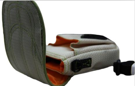 Simple Elegant Beige Oxford Fabric Fashion SLR Soft Nylon Camera Bag With