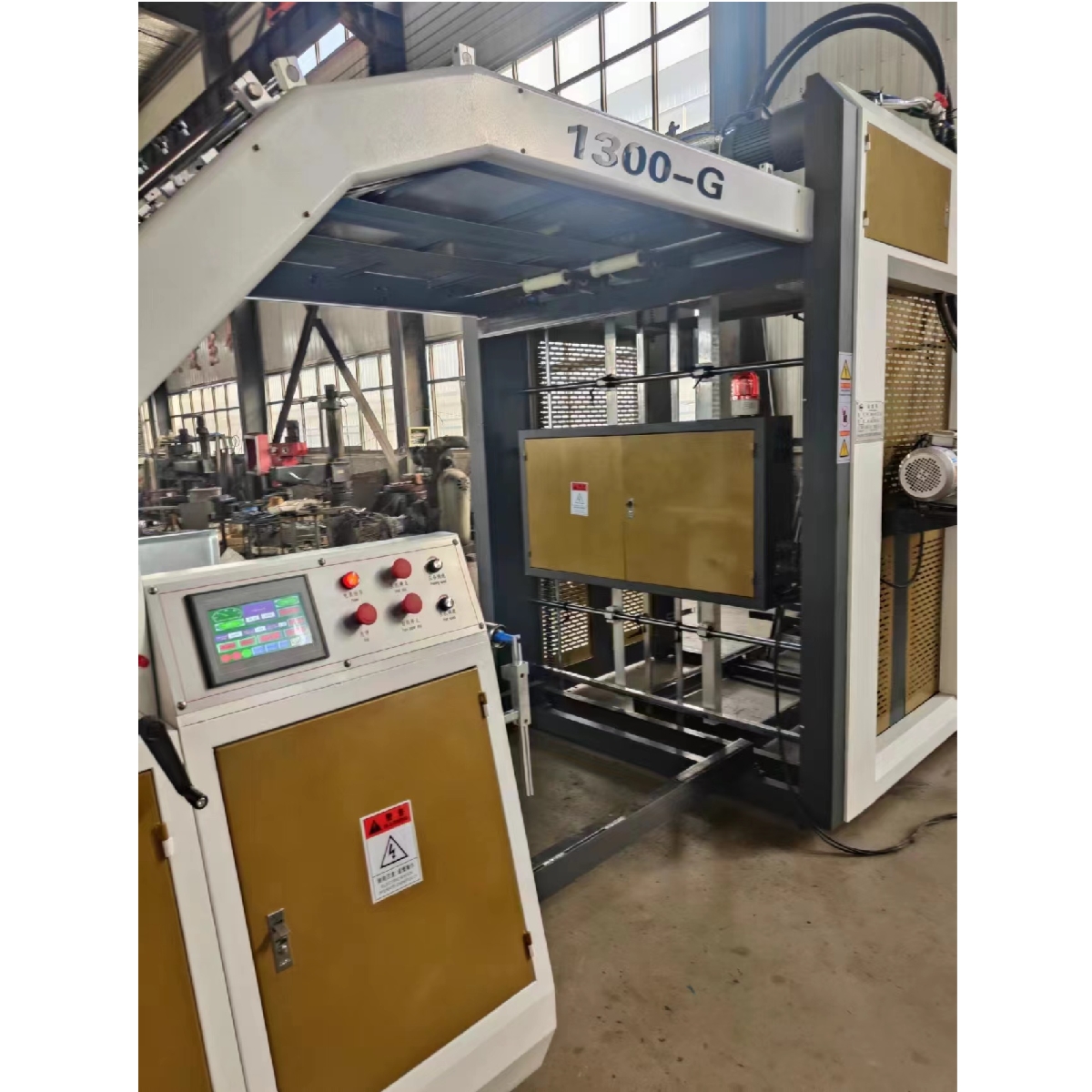 Professional 5500 KG Flute and Cardboard Laminating Machine with 1200*960*2200mm Size