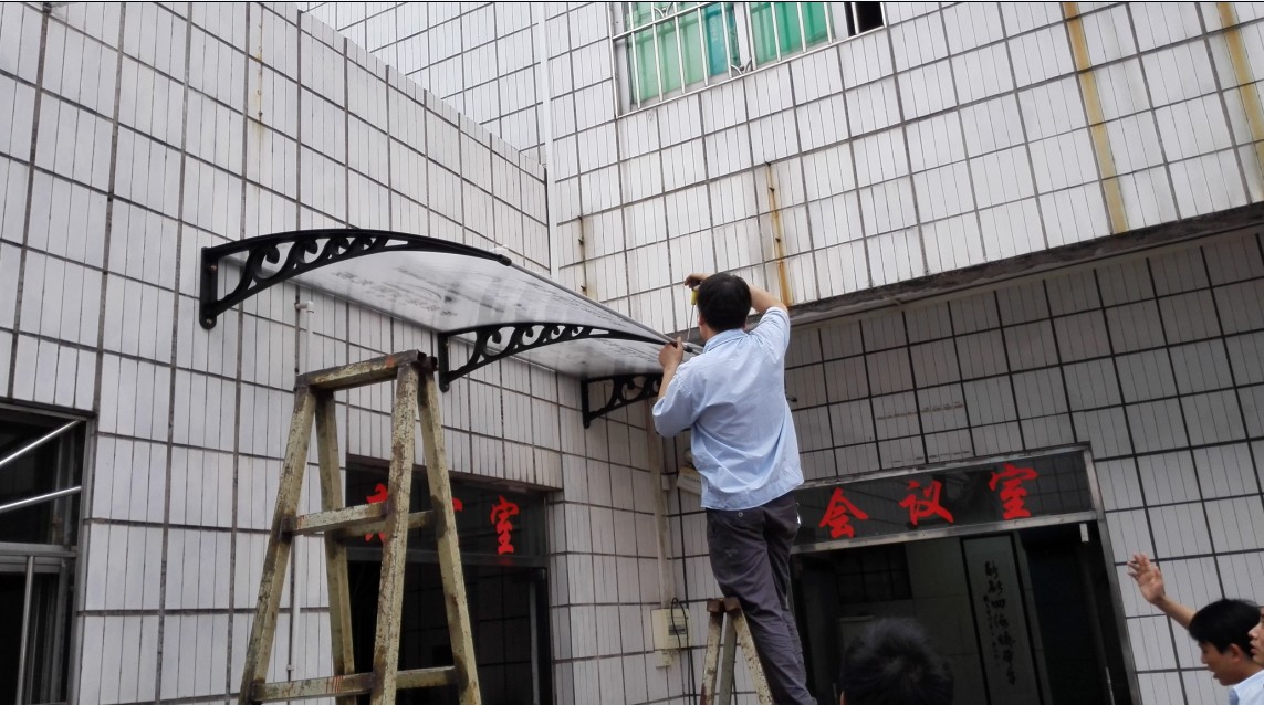 Long-Lasting Polycarbonate Solid Sheet Awning with Resistance to Yellowing Cracking and Fading PC Canopy