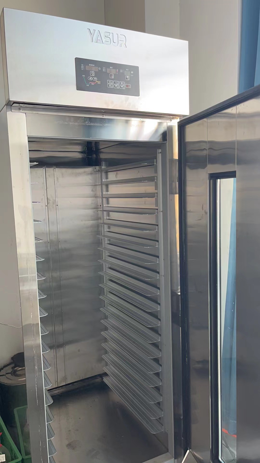Yasur 80 Trays Dough Retarder Proofer Reach In Type 40x60cm Trays 2kw Air Wash Type Steamer Generator