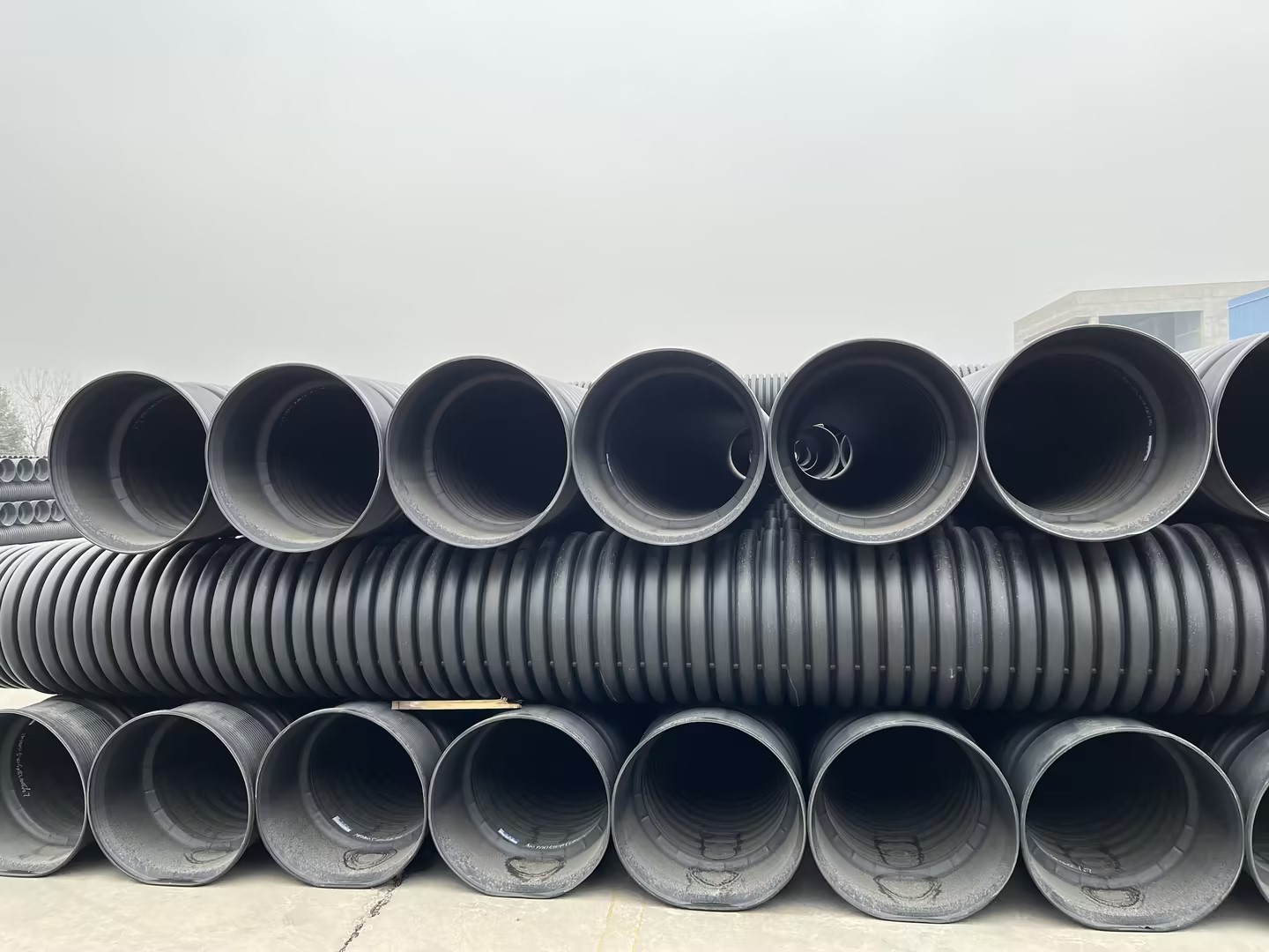 GKBM Greenpy PE Steel Strip Reinforced Pipe DN300-DN1000 Diameter
