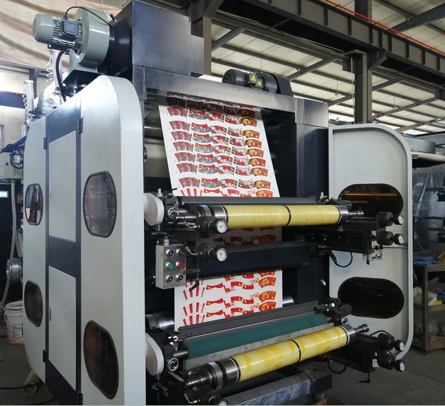 HJ-800 Flexographic Printing Machine 750mm 800mm Width 280-1200mm