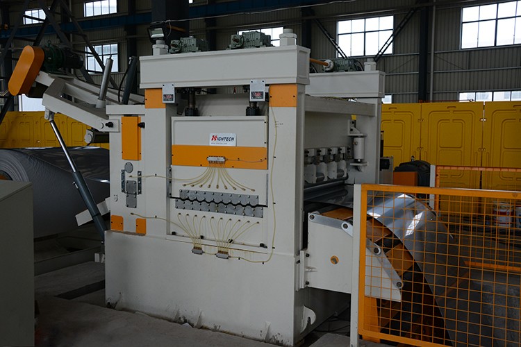 High Precision 4x1350mm Steel Coil Slitting Machine 220/380/415/440V