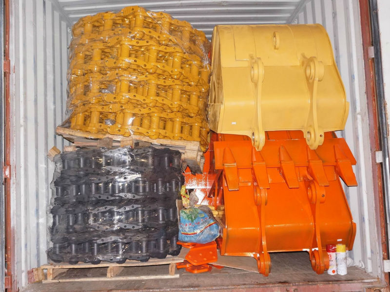 Yellow R220c-9 Excavator Parts Tracks Direct Importer Hydraulic And Dozer Component Undercarriage Track Shoe Assy