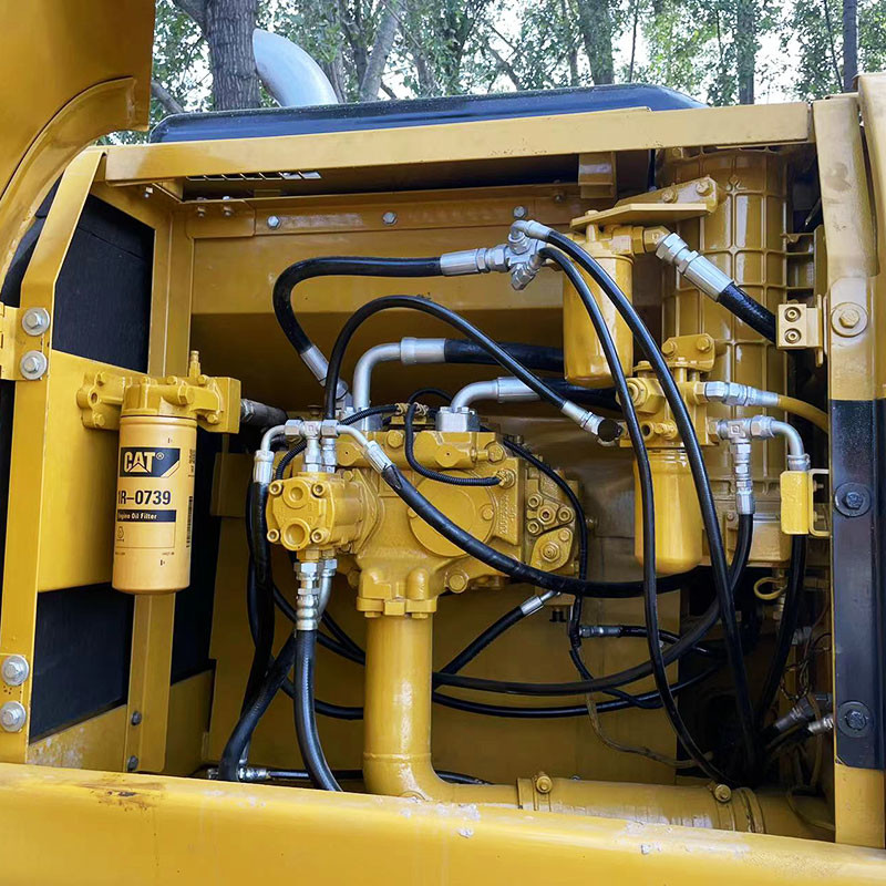 Used Caterpillar 325C Excavator 25ton Weight 1.5m3 Bucket Second Hand Caterpillar Equipment