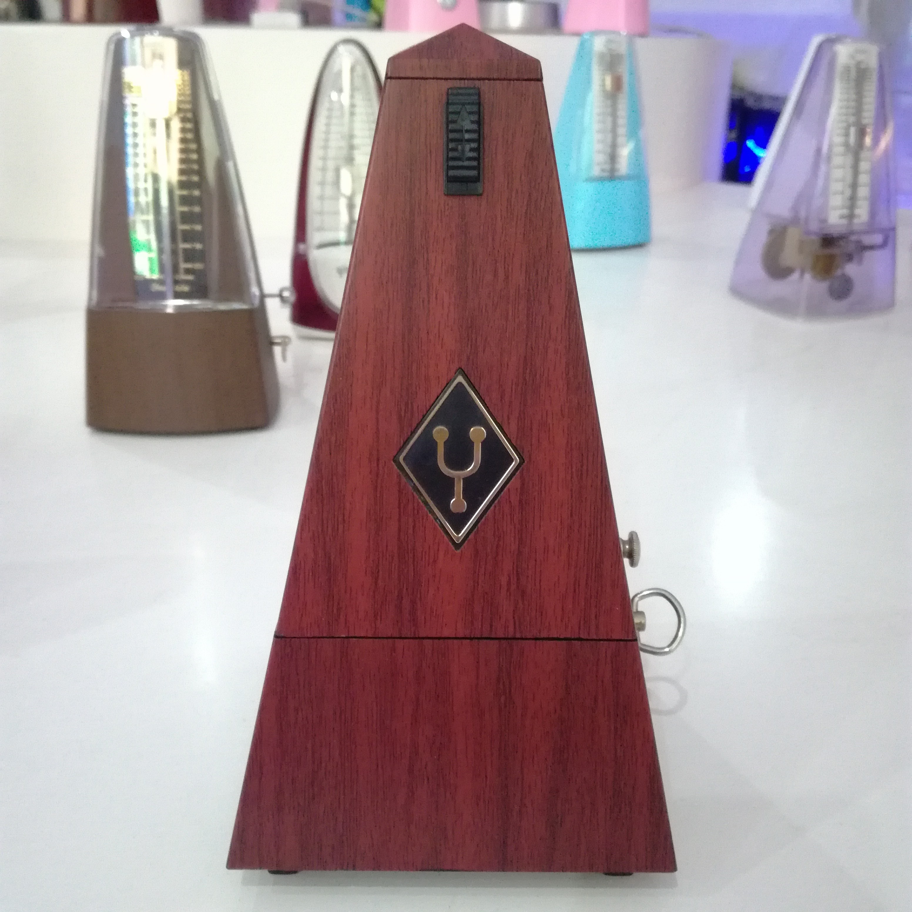 OEM classic scale board piano guitar violin practice rhythm mechanical metronome Black White Pink Red Tranparent Wood