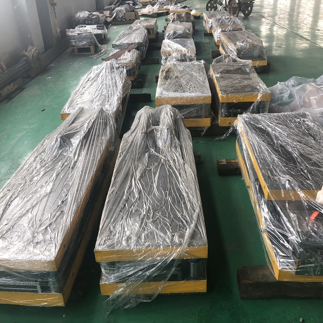 Fully Automatic Metal Punch Die , Fin Press Die With 200 Psm High Speed