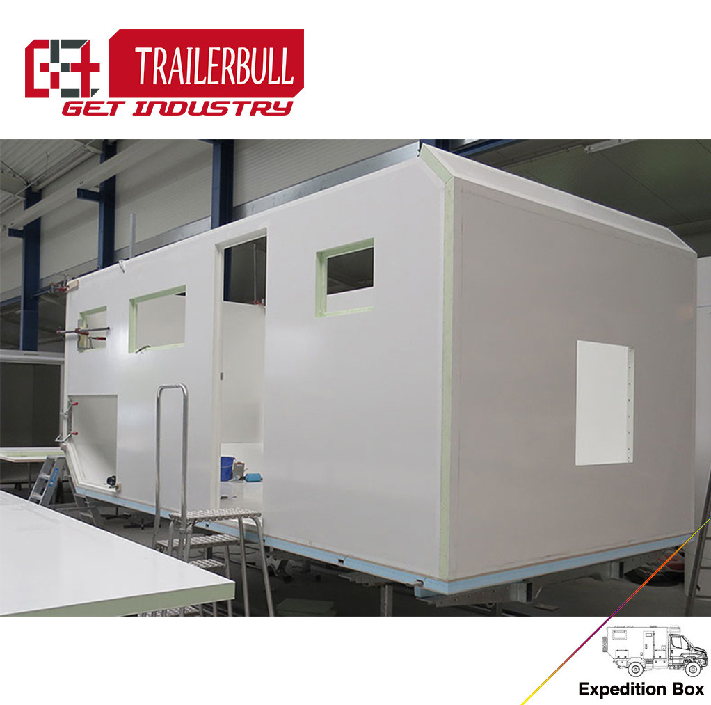 Corner Cutting Expedition Truck Camper Box Type Motorhome