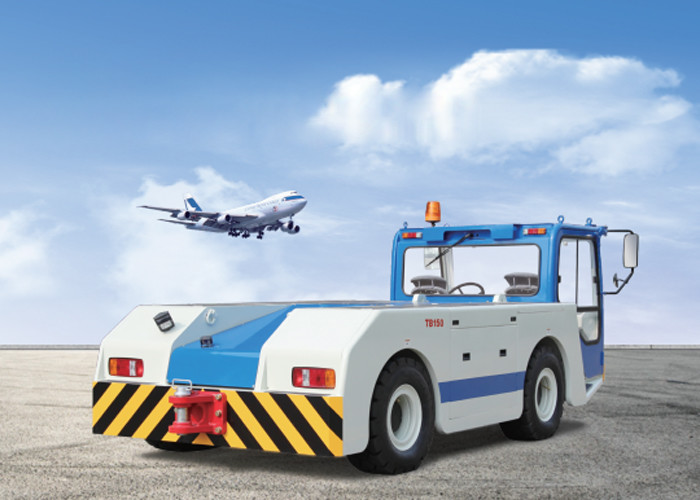 Airplane Handling Electric Tow Tractor 250 Ton Energy Saving Humanism Design