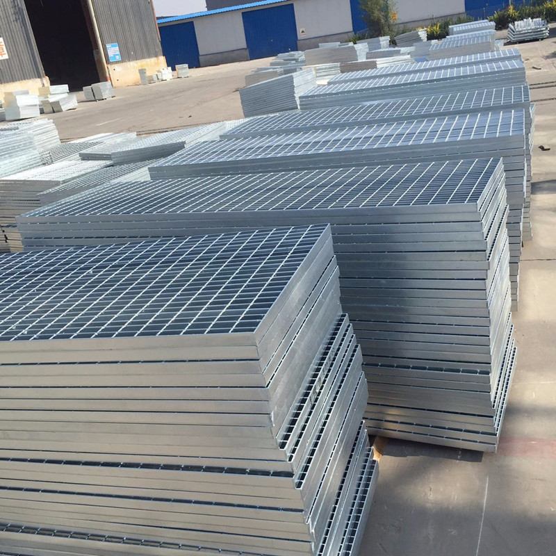 Hot Dip Galvanized Standard Carbon Steel Grating Platforms Trench Cover Industry