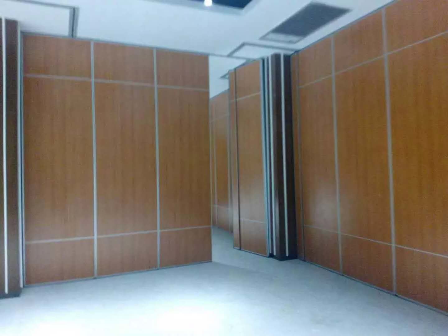 ASTM Standard Folding Screens Room Divider / Sliding Wall Partitions