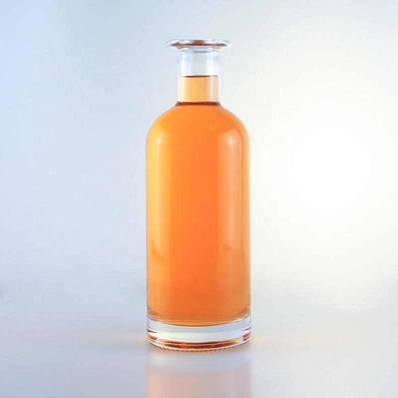 750ml Unique Round Flint Glass Bottle with Customized Logo and Cork