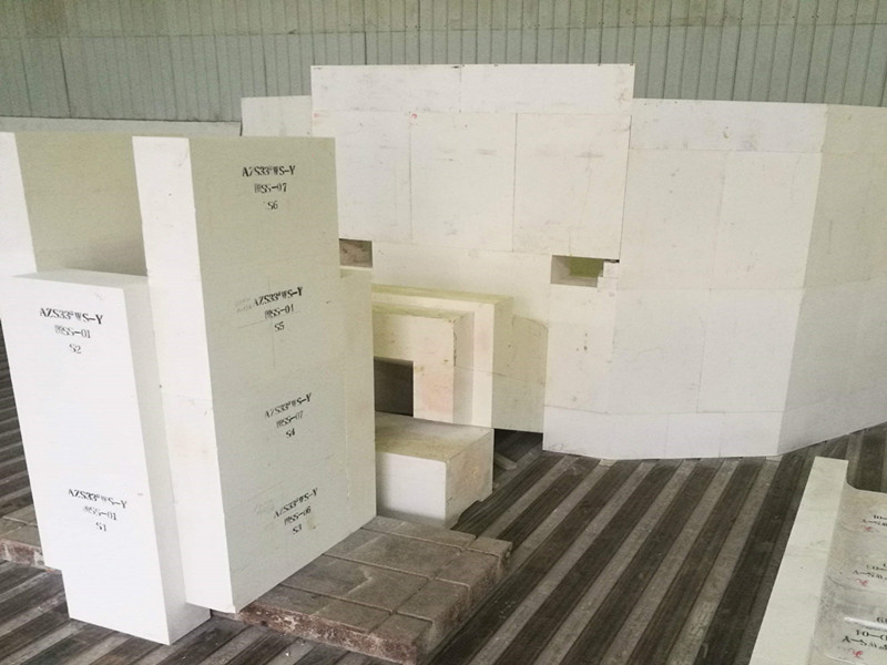 Refractory High Temperature AZS Ramming Mass with Bulk Density 3.8-4.1g/cm3 Lower