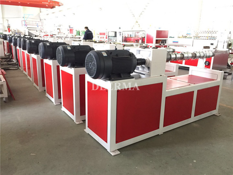 65 mm Screw Diameter PP Melt Blow Production Making Machine with Schneider Contactor
