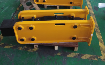 SIDE TYPE ROCK EXCAVATOR HYDRAULIC BREAKER ALLOY STEEL 4.5-7 TON SANY75